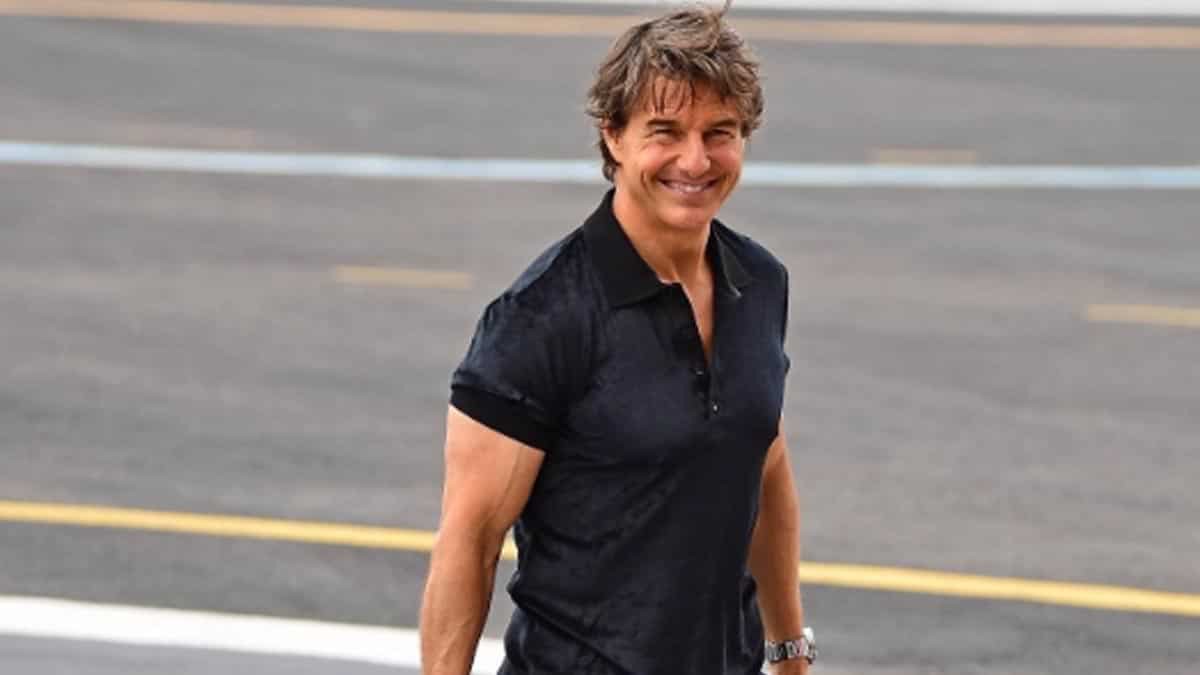 Tom Cruise honoured with US Navy's highest civilian award