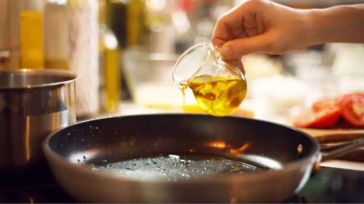 Cooking oils under scrutiny: New study links common varieties to cancer risk